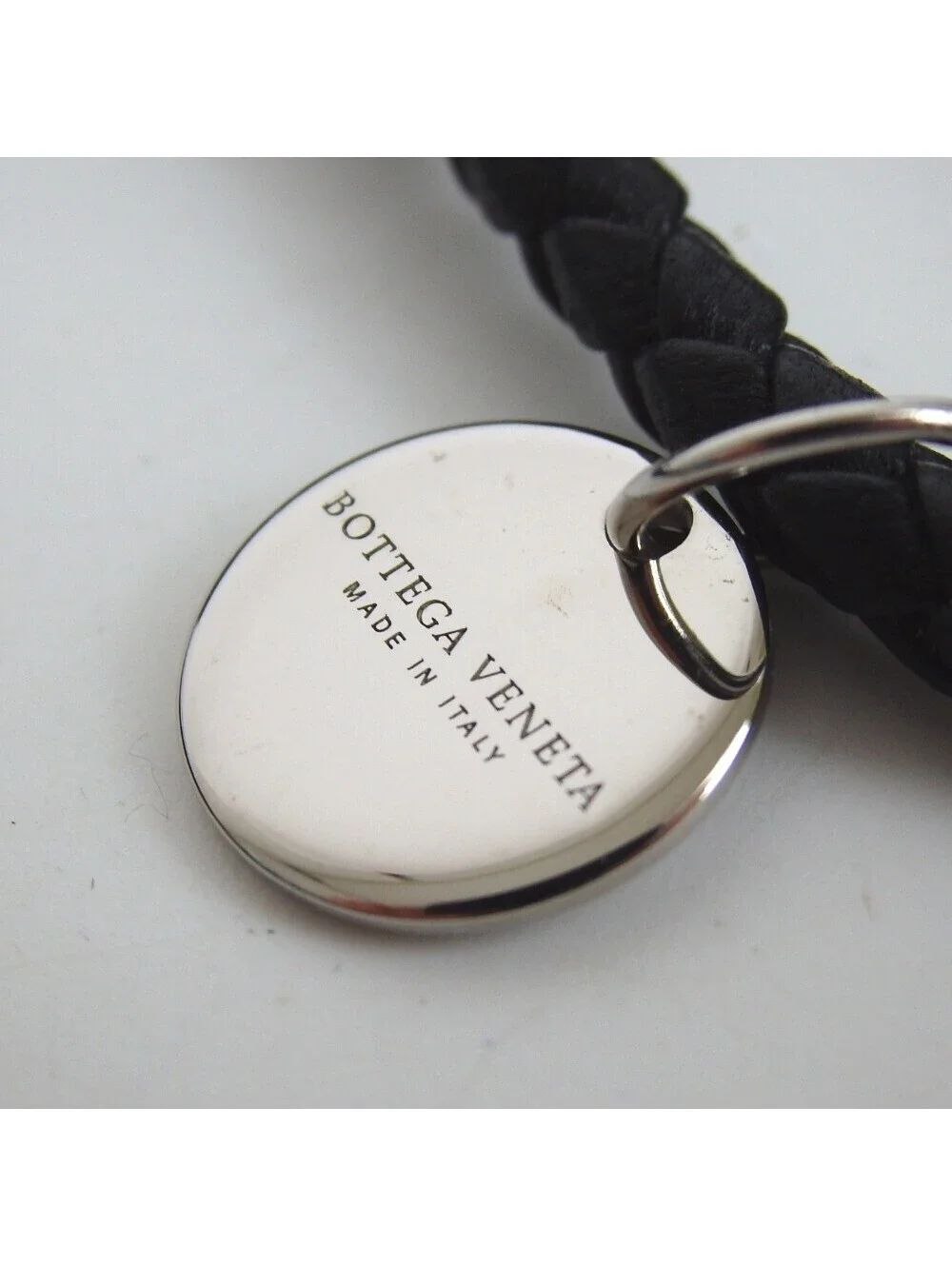 Authentic Bottega Veneta Intrecciato Neck Strap leather[Used]